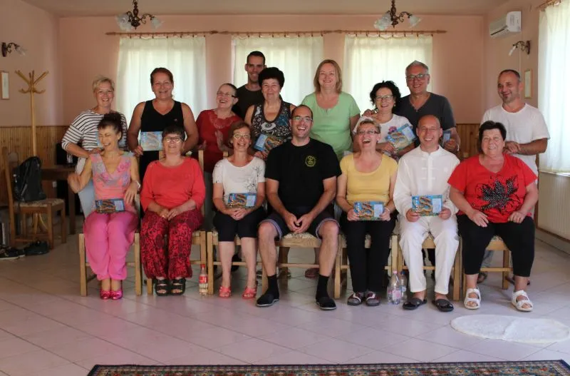 Csikung gyakorlás csoportban 