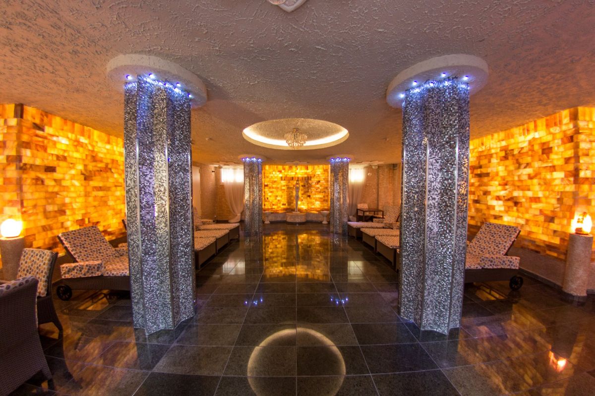 Kristály Imperial Hotel****